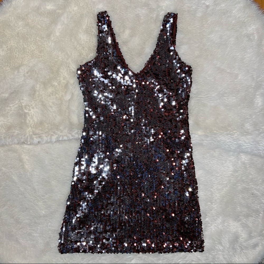 SZ Small Snap Red Sequin Dress